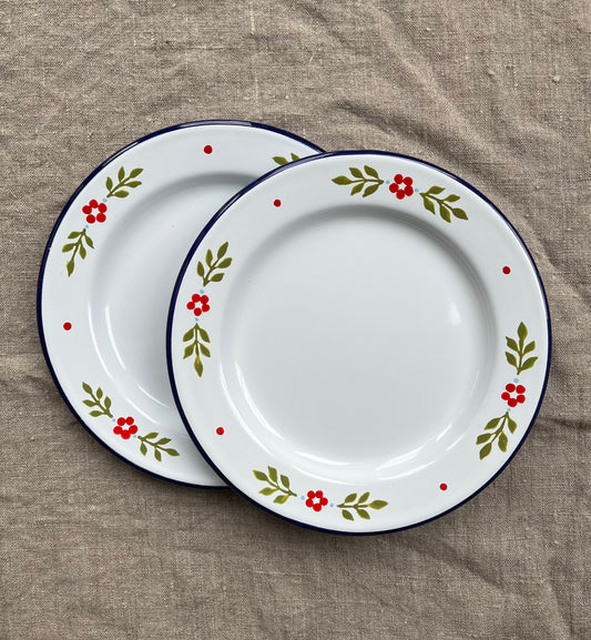 Pair of Enamel Side Plates, Garland
